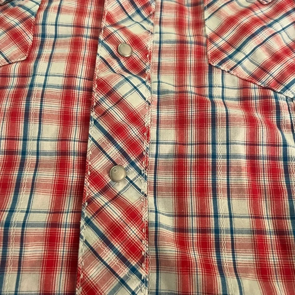Wrangler pearl snap long sleeve shirt men’s medium